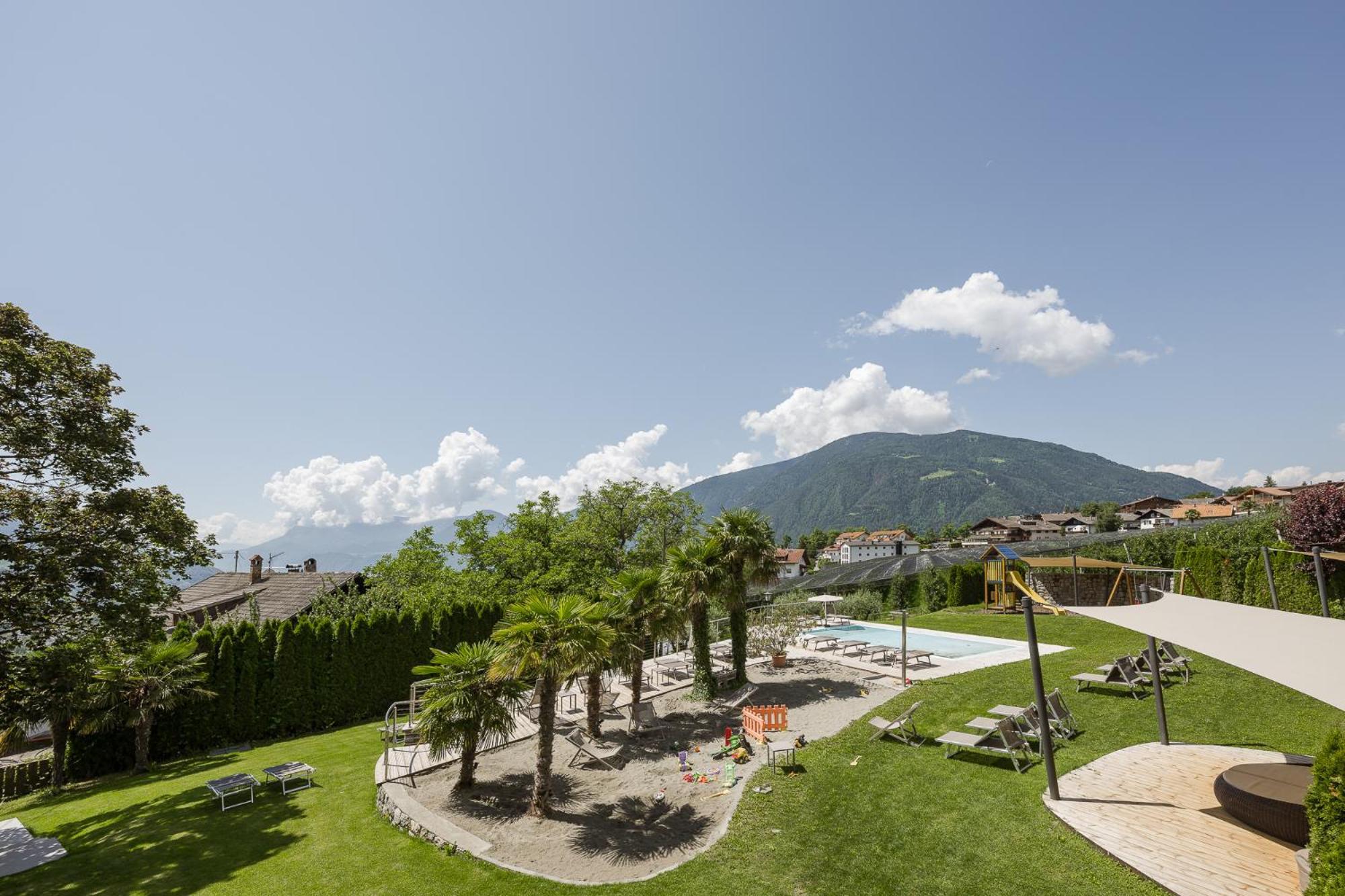 Landsitz Stroblhof Otel Tirolo Dış mekan fotoğraf