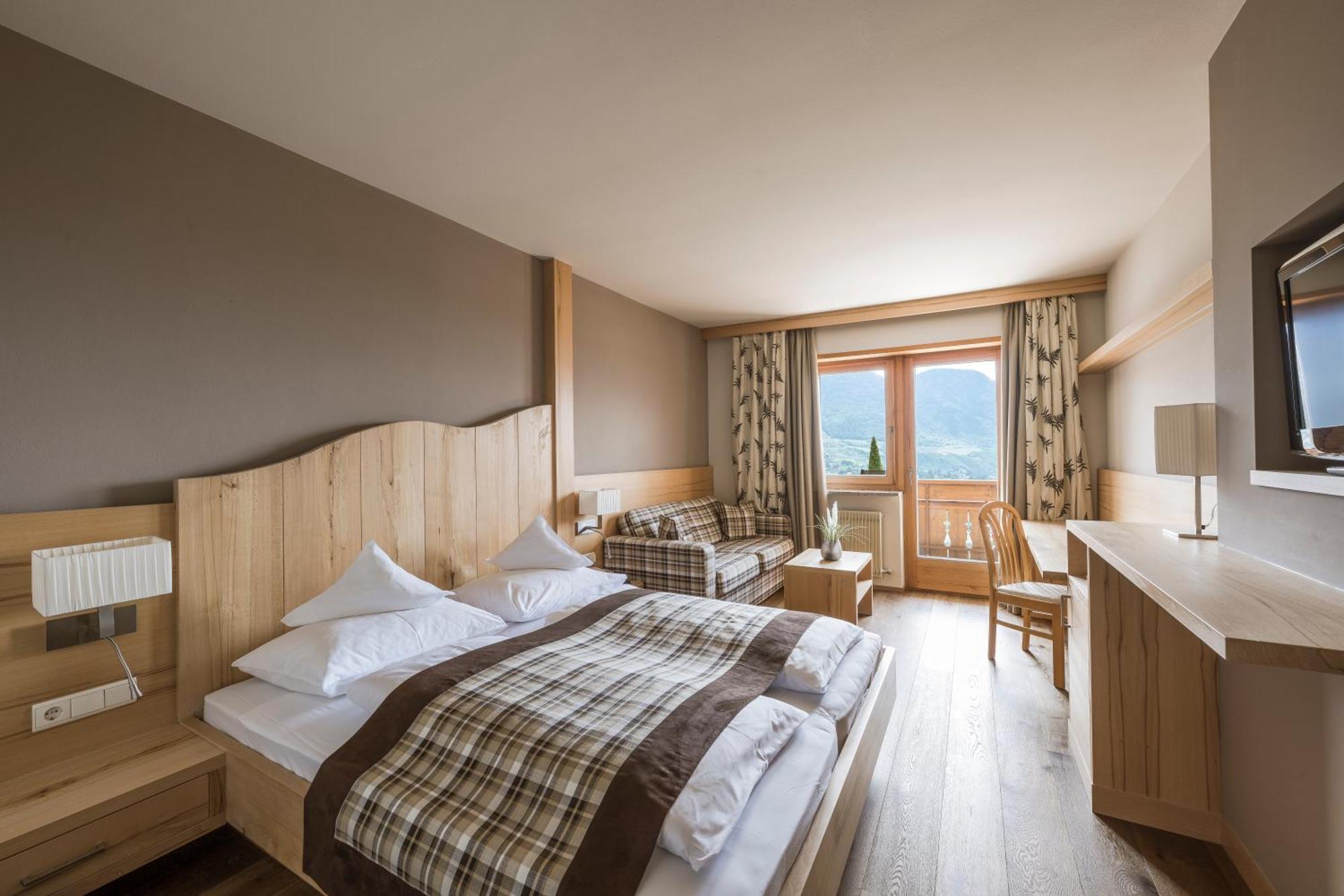Landsitz Stroblhof Otel Tirolo Dış mekan fotoğraf